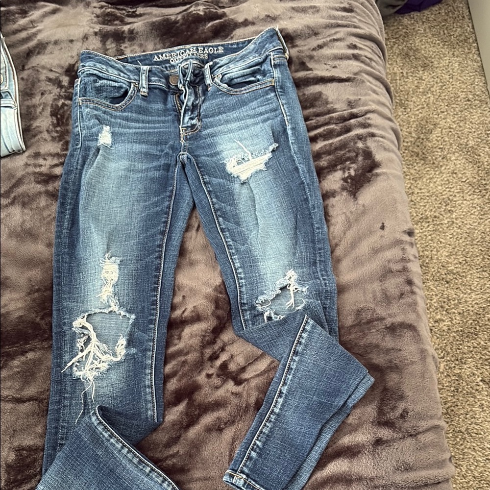 American Eagle Outfitters Women's Ripped Blue Skinny Jeans